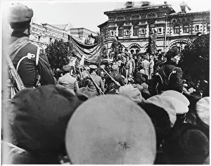 Razin: LENIN SPEAKING 1919