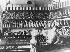 Buns: A Leningrad Bakery - 1925