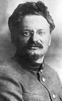 Bronstein: Leon Trotsky, professional revolutionary