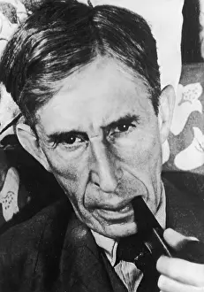 Woolf: LEONARD WOOLF