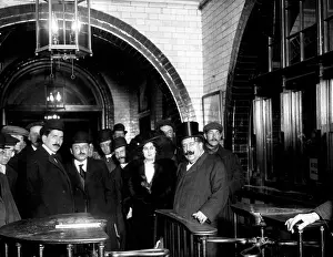 Philanthropy: Leoncavallo visiting Rowton House, London