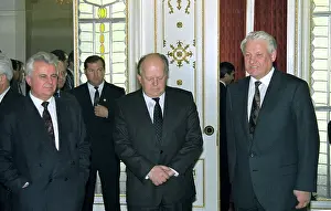 File: Leonid Kravchuk, Stanislav Shushkevich and Boris