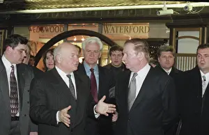 Mall: Leonid Kuchma visits Russia