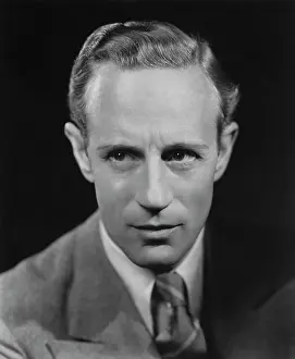 Outward: Leslie Howard - Actor