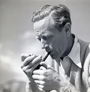 Casual: Leslie Howard as RJ Mitchell in The First of the Few