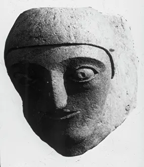 Lesness: Lesnes Abbey - Corbel (Front)