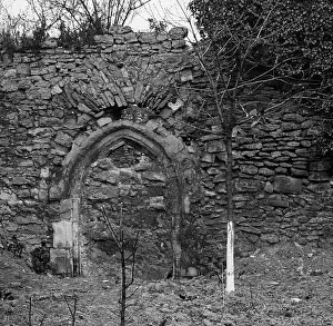 Nunn: Lesnes Abbey - Door in W Range