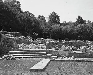 Nunn: Lesnes Abbey - E Processional Door