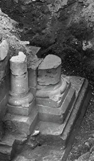 Nunn: Lesnes Abbey - Detail of Tower Pier