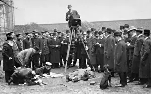 Investigating: Lesson at a police school, 1912