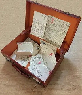 Letterhead: Letters from Albert Auerbach, arranged in a leather case