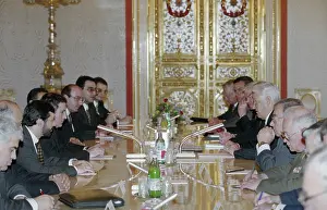 Levon: Levon Ter-Petrosyan in Russia
