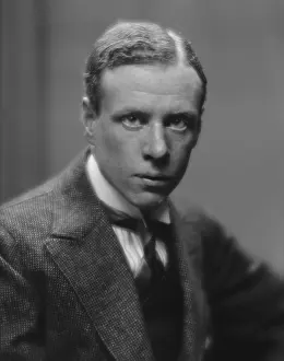 Bsloc1606: Lewis, Sinclair, whose realist novels of the 1920-30s