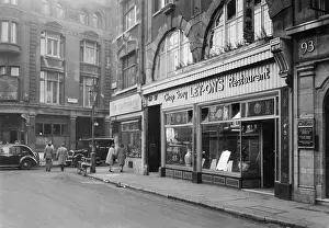 Photo Union Collection: Ley-On's Chop Suey Restaurant, Soho