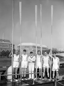 Fishmonger: LFB firefighters in whaler race, River Thames