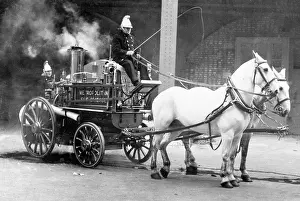 Shand: LFB - a Shand Mason MFB steam pump and crew