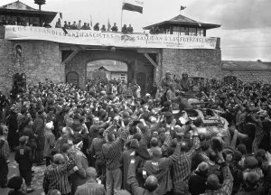 Mauthausen: Liberated prisoners in the Mauthausen concentration