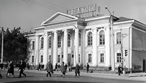Maslov: Library in Tula, 1969