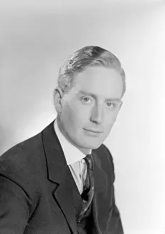 Madame Yevonde (mary Evans): Lieutenant Kenneth Patrick Bruce-Gardyne (1933-)