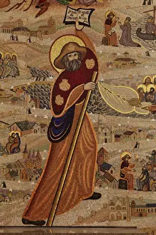 Religieux: The life of St James of Compostela in the crypt