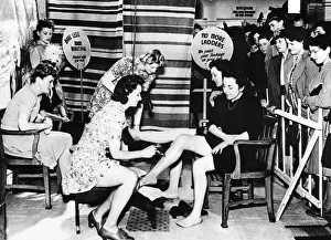 Hairdresser: Life during the war in Great Britain, 1941