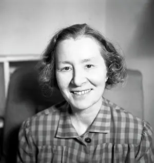 Introduction: Lilian Bowes Lyon - British Poet