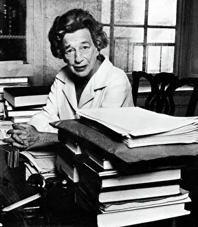 Hellman: Lillian Hellman-year unknown ?