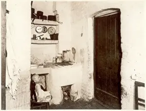 Slums: LIMEHOUSE INTERIOR 20C