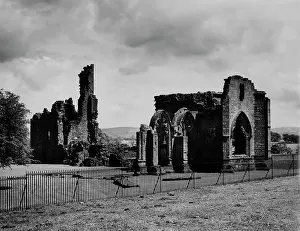 1164: LINCLUDEN ABBEY