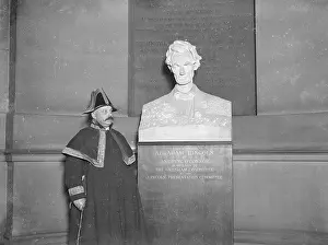 Beadle: LINCOLN MEMORIAL STATUE