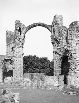 Priories: LINDISFARNE PRIORY