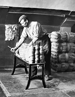 Bundling: Linen manufacture, Long stool bundling