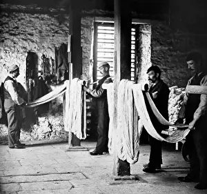 Peaking: Linen manufacture, Peaking