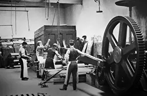 Mangle: Linen manufacture, Stone mangle