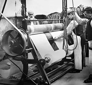 Stripping: Linen manufacture, Stripping machine for stone mangle