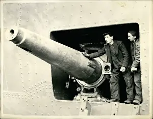 Govan: Liner, Empress of Britain, stabiliser