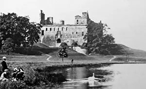 Linlithgow: Linlithgow Palace, Victorian period