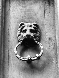 1300s: LION DOORKNOCKER