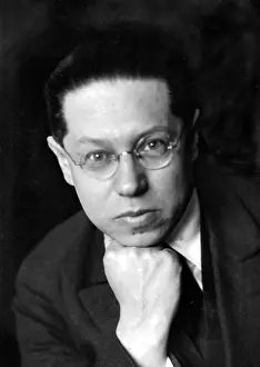 Feuchtwanger: Lion Feuchtwanger, German author
