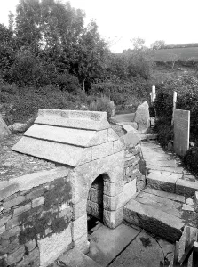 Keynes: Liskeard, St Keyne's Well 1938