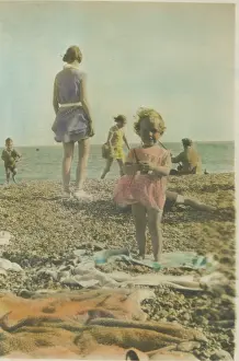 Bognor: Little girl on the beach at Bognor Regis