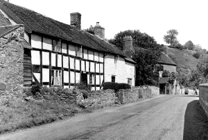 Stretton: Little Stretton, the Ancient House c1955