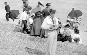 Littlehampton: Littlehampton, the Mandolin Player 1898