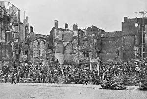 Forts: Liuge under bombardment