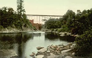 Livermore: Livermore Bridge. Plymouth