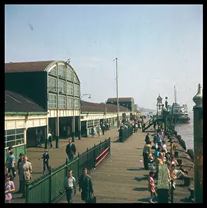 Bill Coward: LIVERPOOL PIER HEAD
