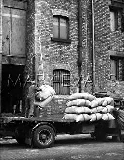 Winched: LIVERPOOL WAREHOUSE