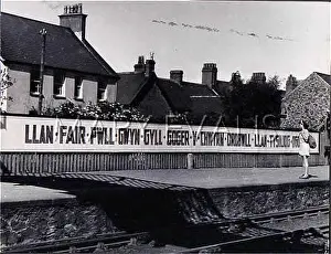 Llanfairpwllgwyngyll: LLANFAIRPWLLGWYNGYLLGOGE