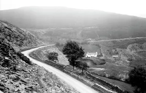 Llangollen: Llangollen, Horseshoe Pass 1913