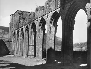 Llanthony: LLANTHONY ABBEY